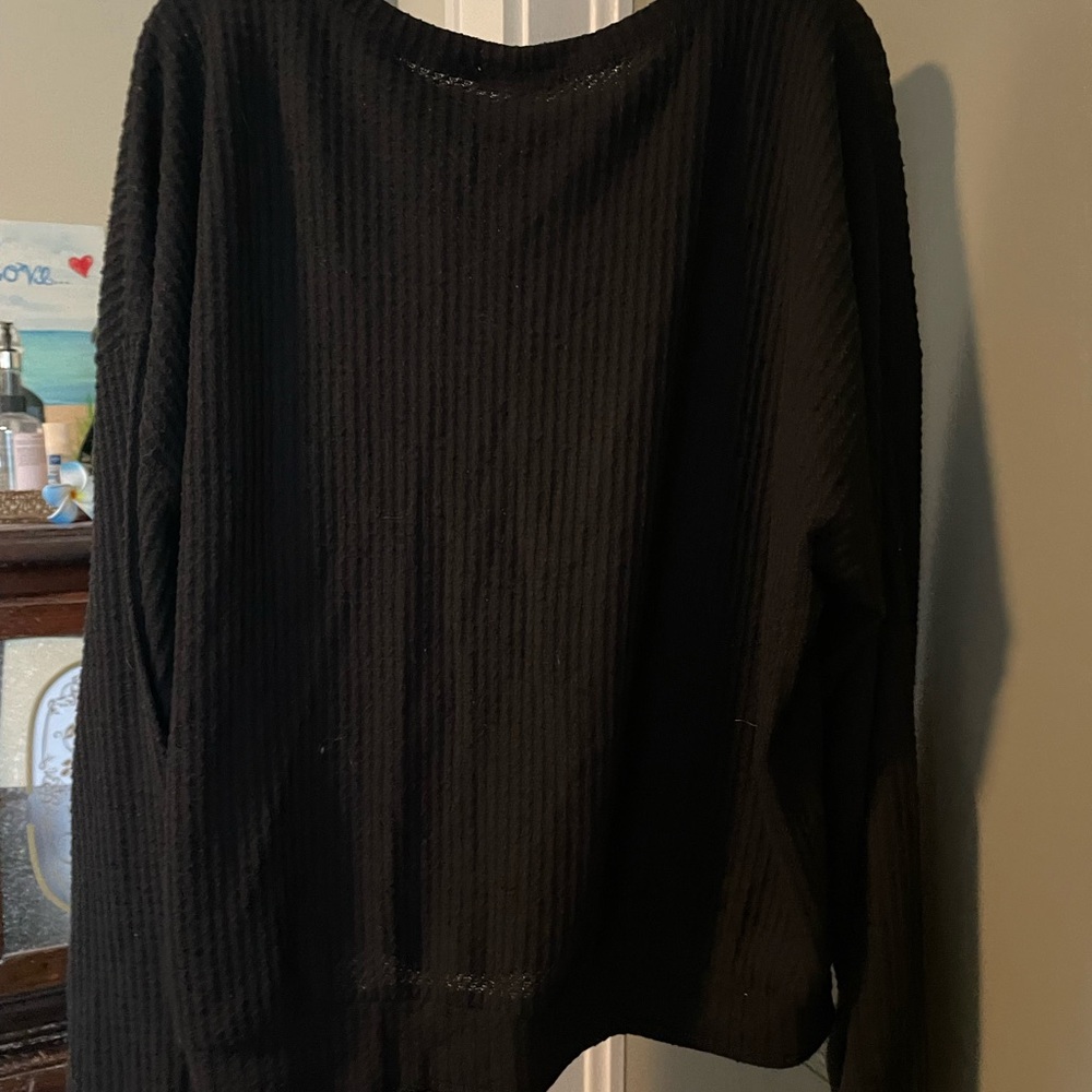Nine Britton Black Textured Top